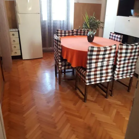 Jakubina Yes Apartmán Vis