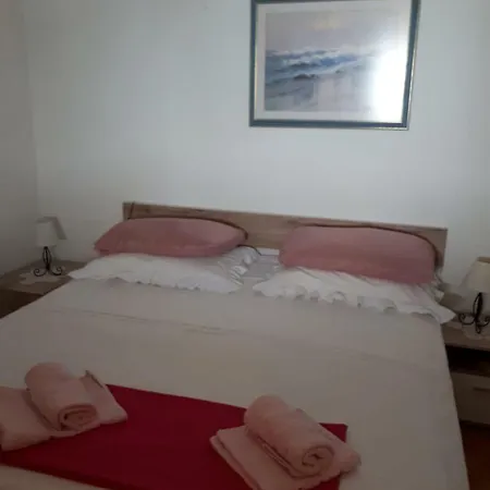 Jakubina Yes Apartmán Vis
